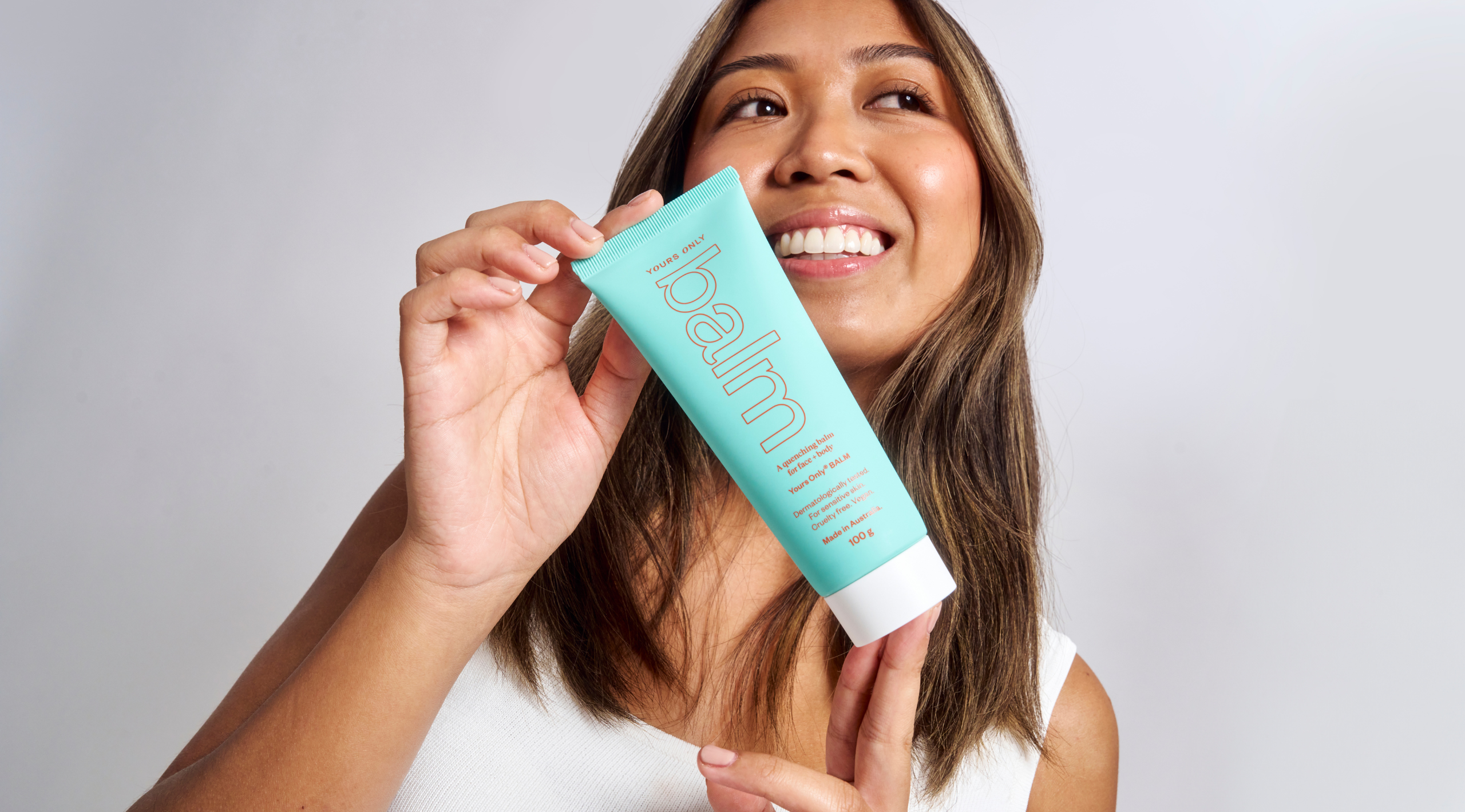 Skin cycling vs skin simplifying: Which approach is better for sensitive skin?