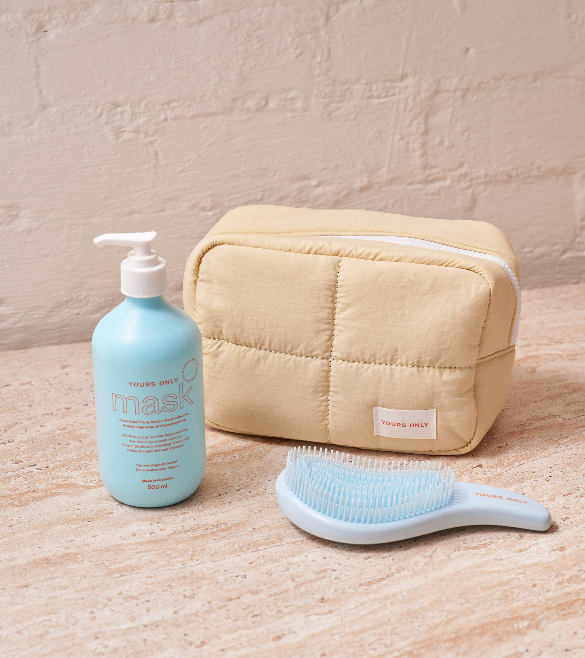 Lemon holiday beauty bag