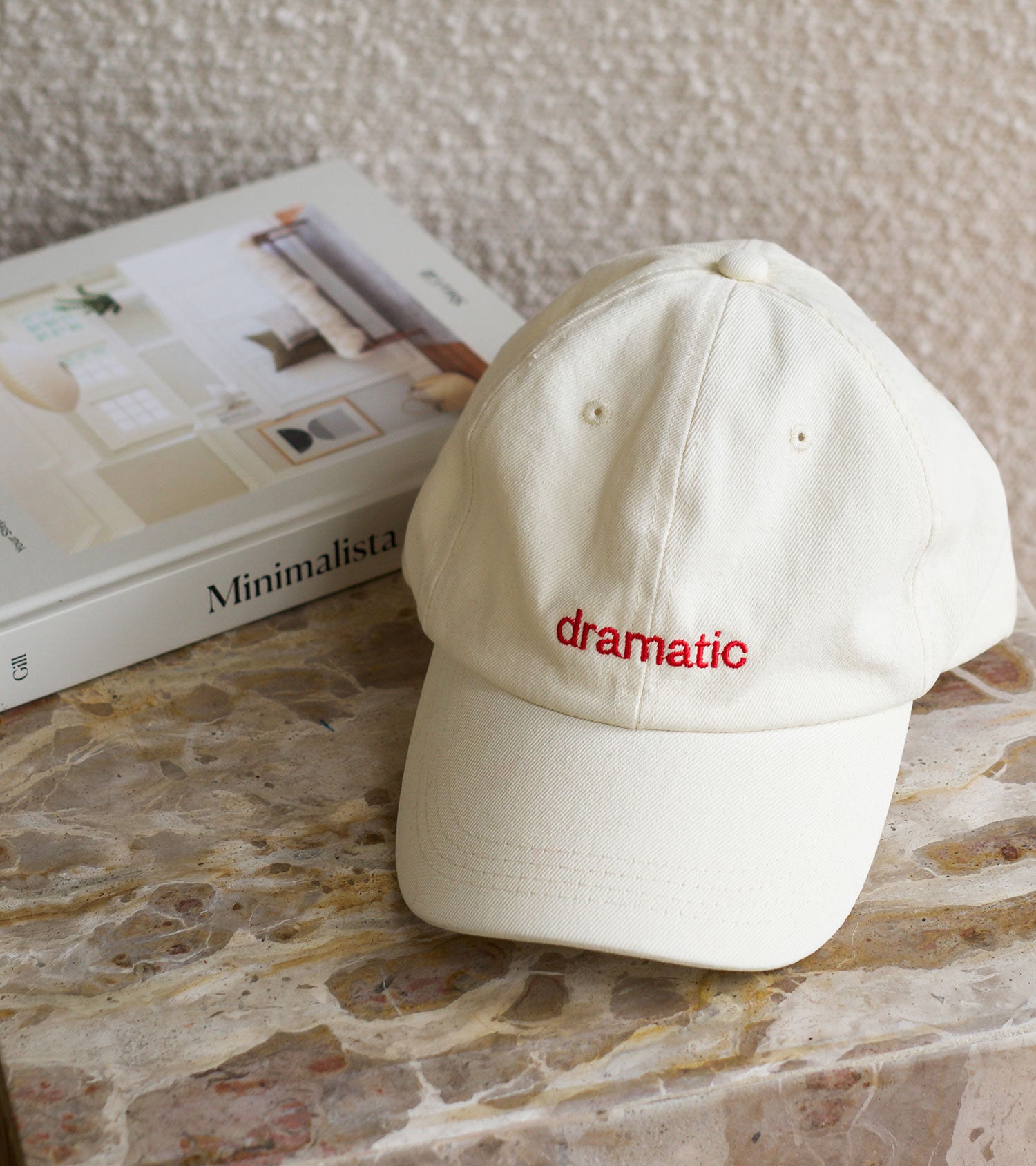 dramatic cap - beige
